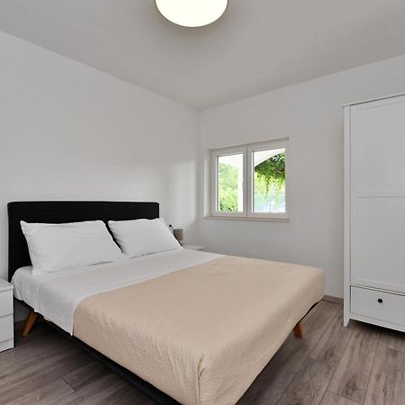 Aqua Apartments Omis Bagian luar foto