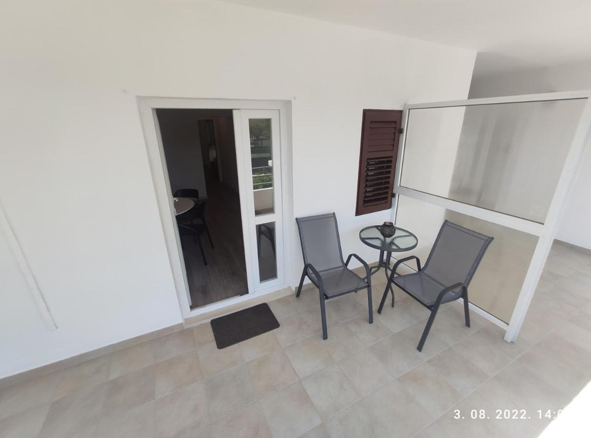Aqua Apartments Omis Bagian luar foto