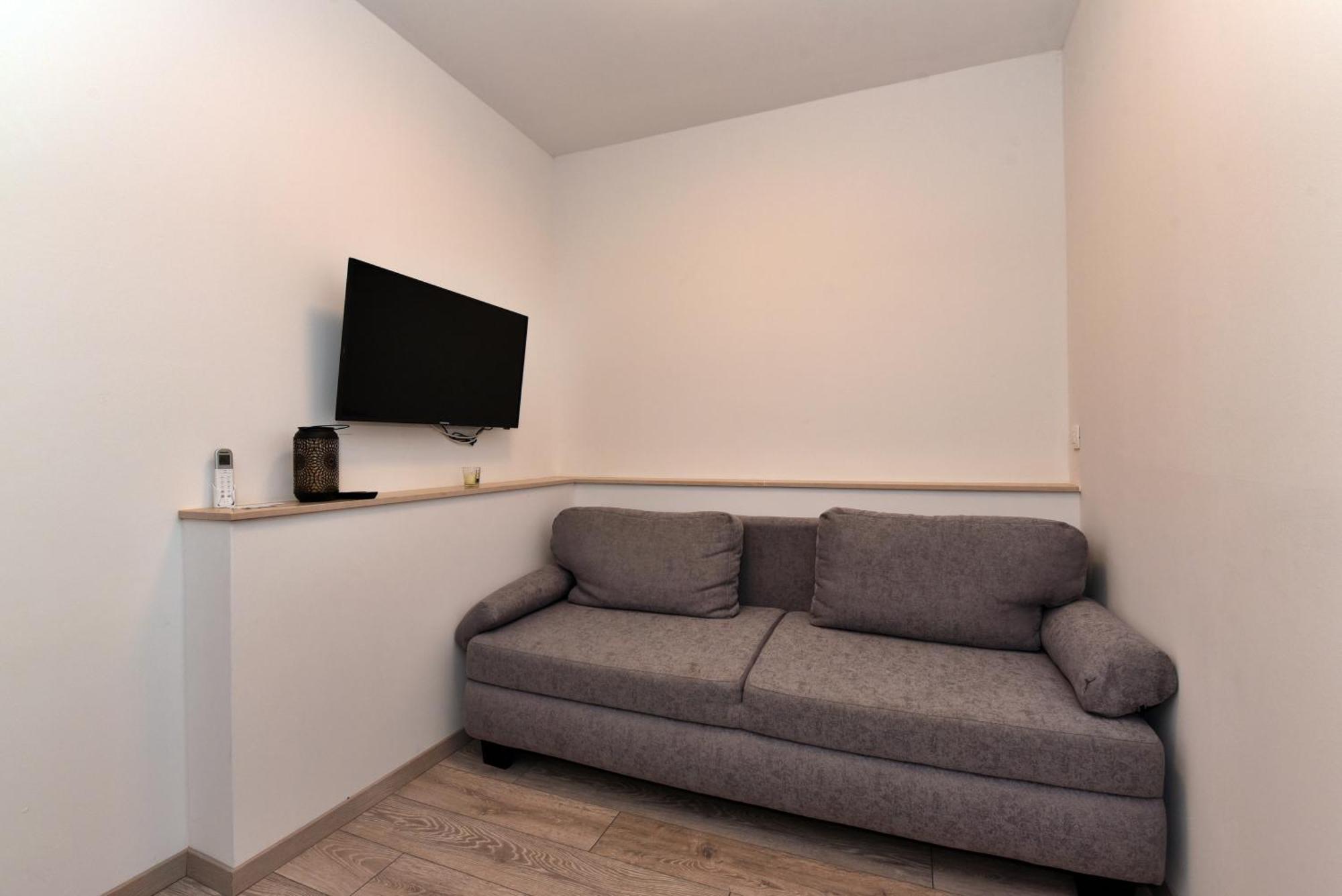 Aqua Apartments Omis Bagian luar foto